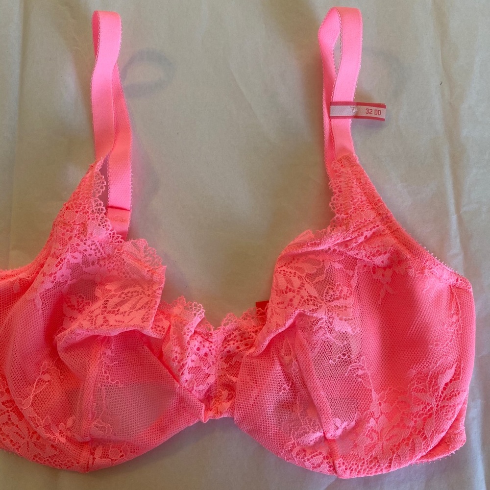 🆕 BNWT- New York & Company Unlined LaceBalconette